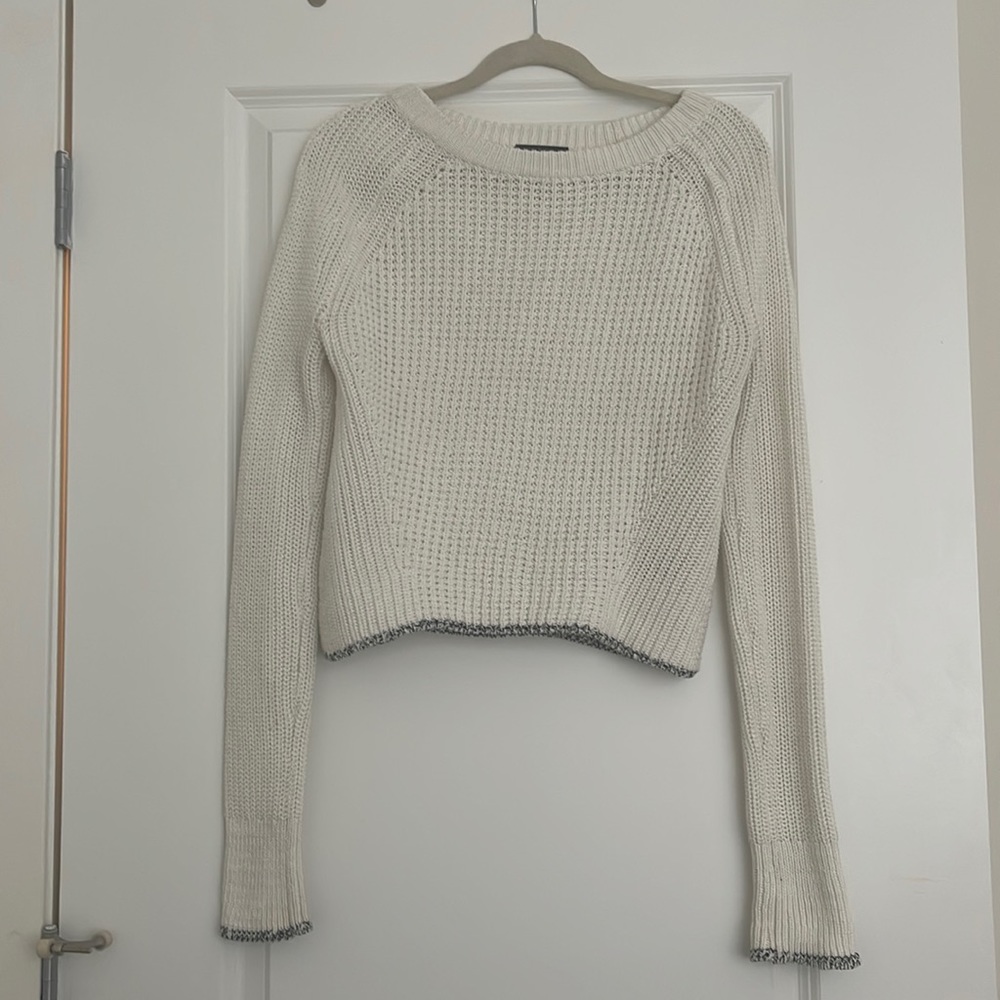 Rag & Bone white sweater with black trim